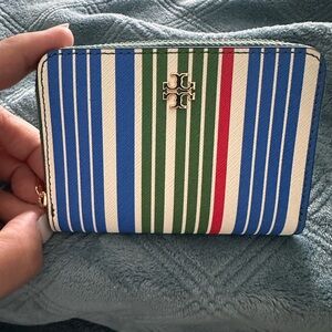 Brand New Yory Burch zip card case